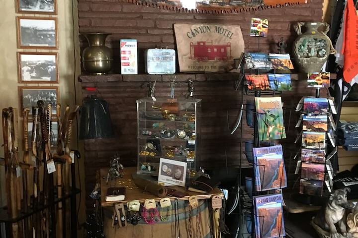 Gift Shop 50 of 61