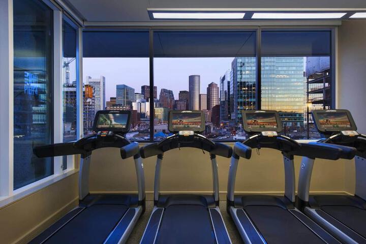 Global Luxury Suites at Boston Seaport