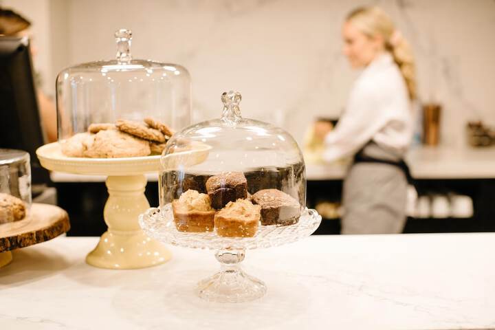 Breakfast/Coffee Service 122 of 144