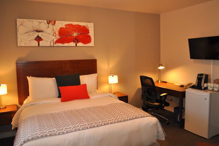 Room 8 of 25