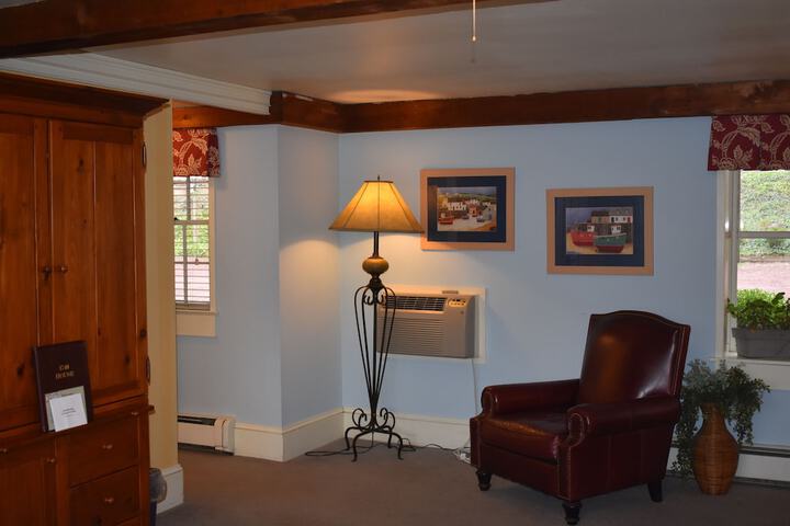 Room 42 of 73