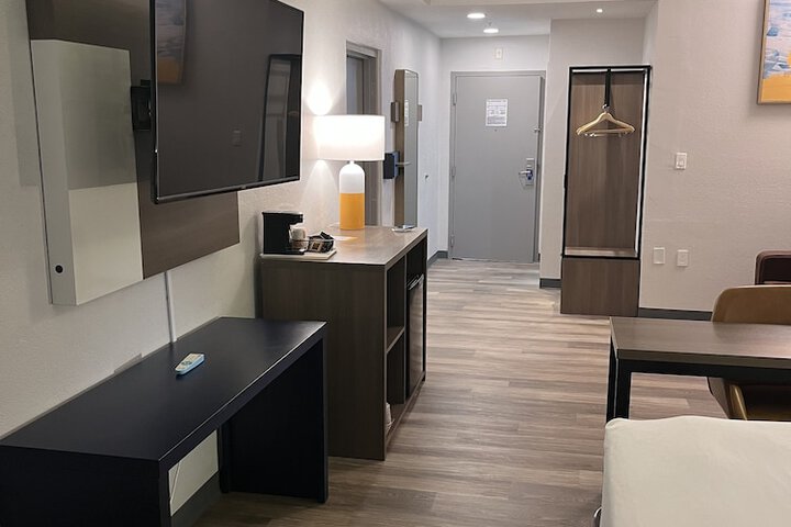 Room 31 of 50