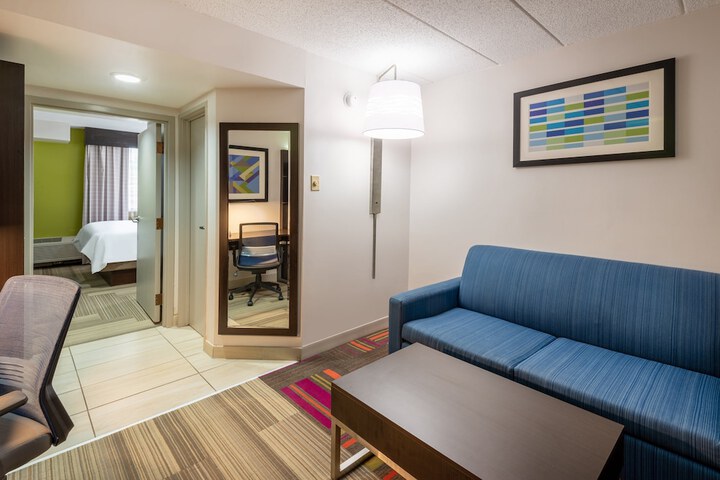 Room 22 of 57