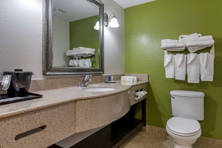 Room 14 of 29