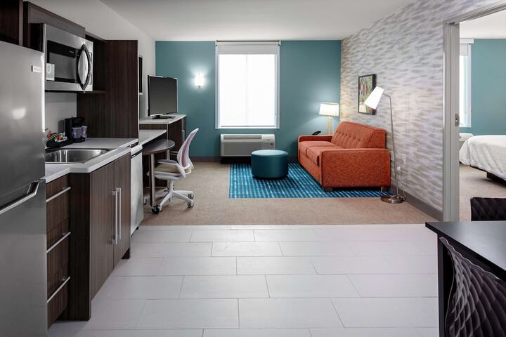 Home2 Suites by Hilton North Charleston-University Blvd