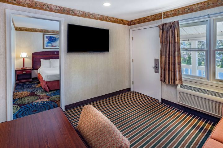 Room 14 of 20