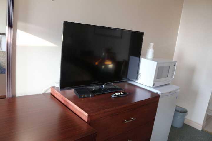 Room 42 of 59