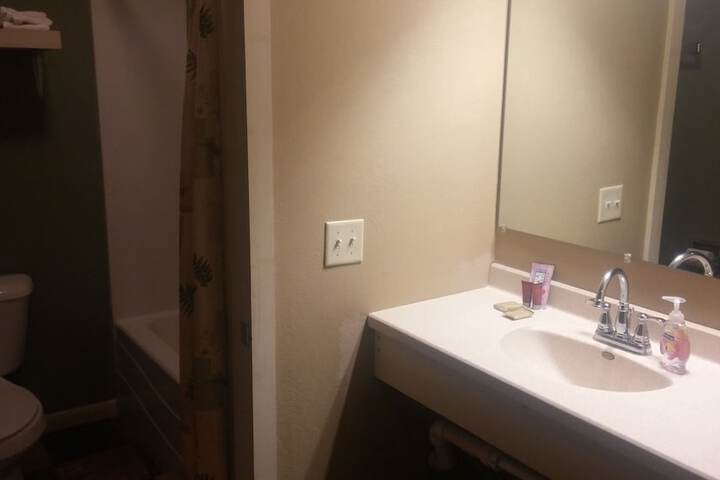 Room 7 of 26