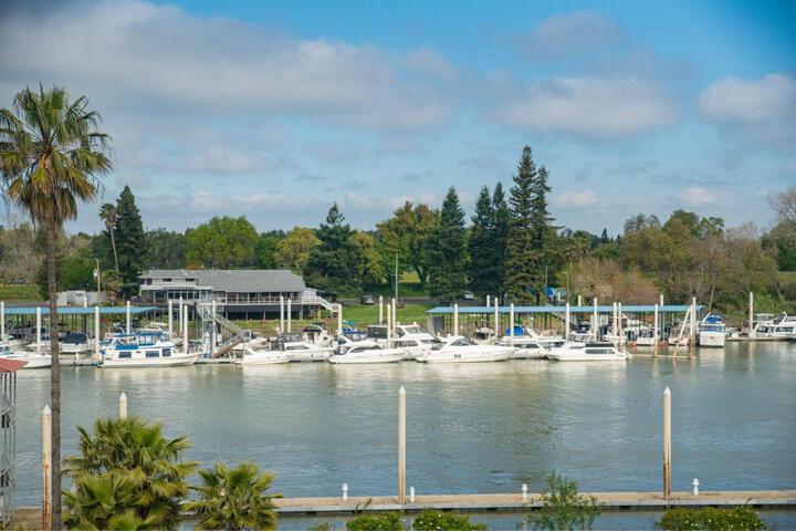 The Westin Sacramento Riverfront Hotel & Spa