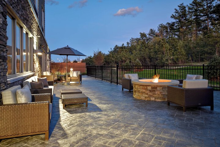 Fairfield Inn & Suites by Marriott Plymouth