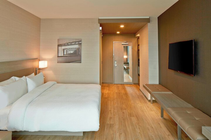 Room 10 of 55