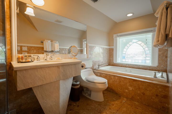 Southernmost House - Adult Exclusive