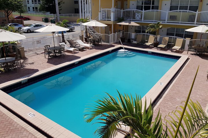 Pool 10 of 130
