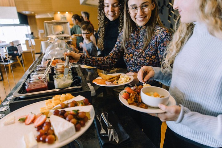 Breakfast/Coffee Service 93 of 141
