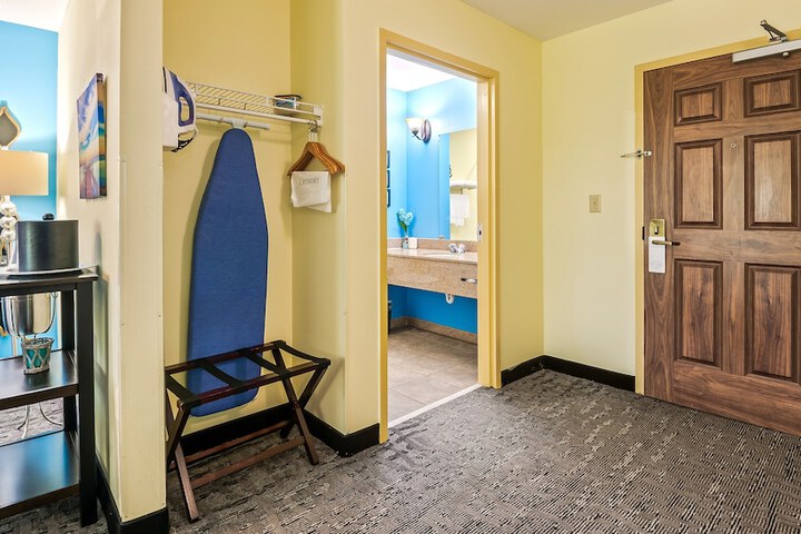 Room 58 of 87
