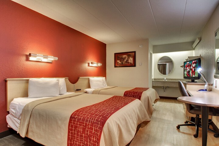 Room 18 of 27