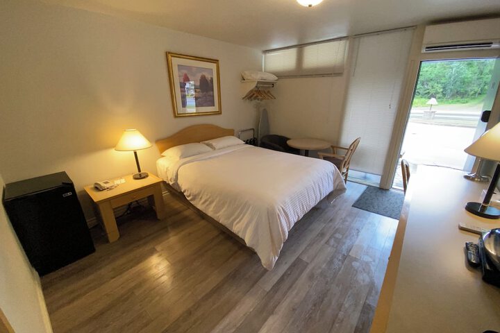 Room 46 of 93