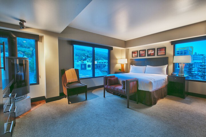 Room 44 of 57