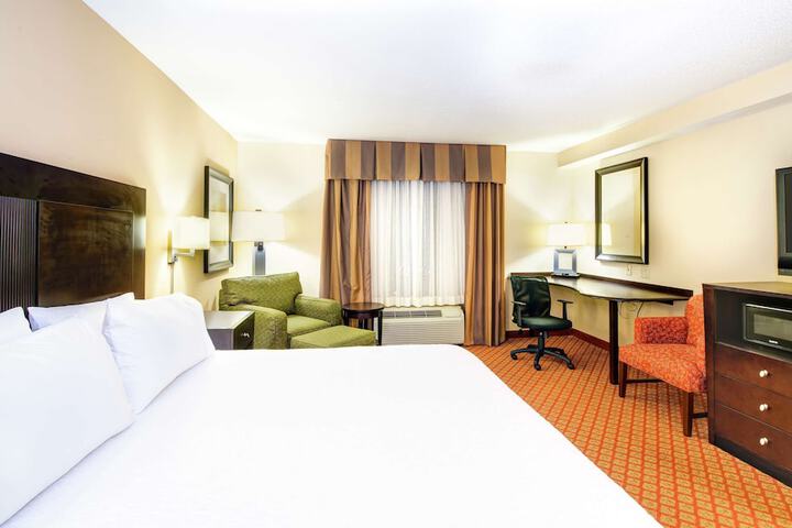 Room 29 of 53