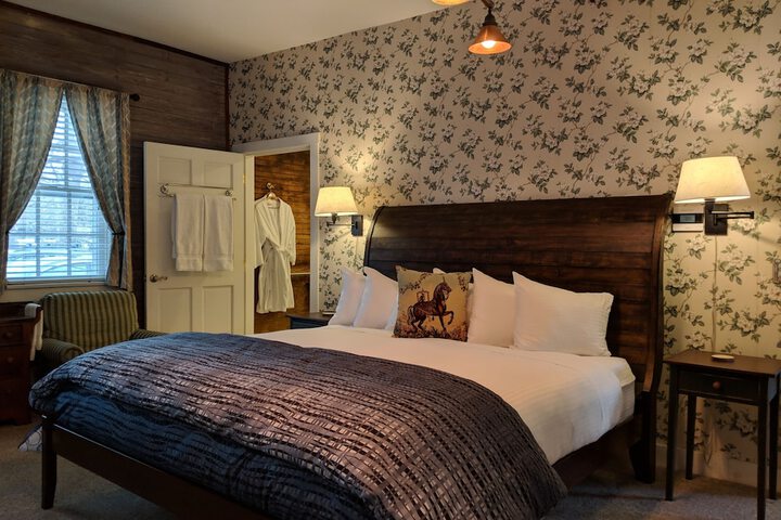 Room 26 of 60