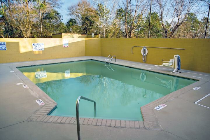 Pool 5 of 52