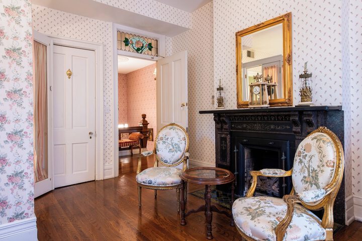 Room 42 of 67