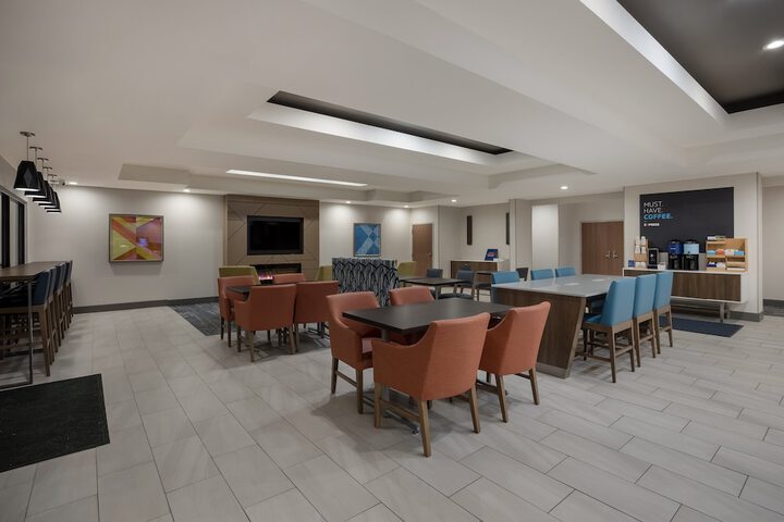 Holiday Inn Express Hotel & Suites PERRY by IHG