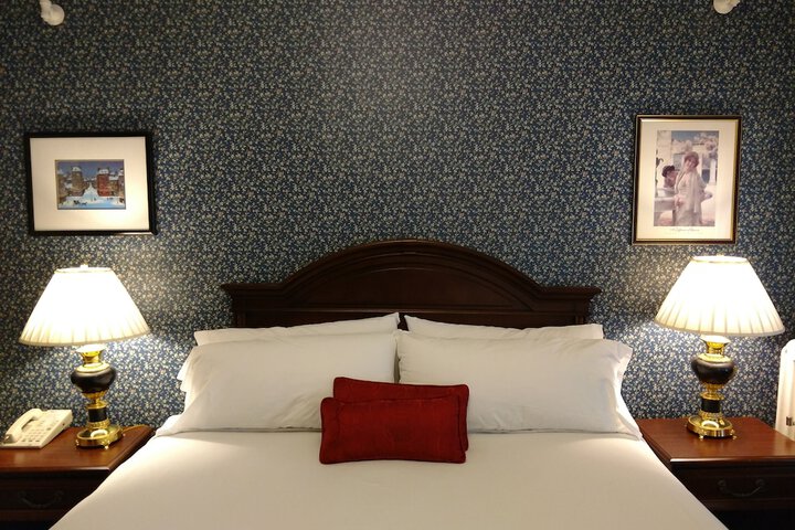 Thayers Inn