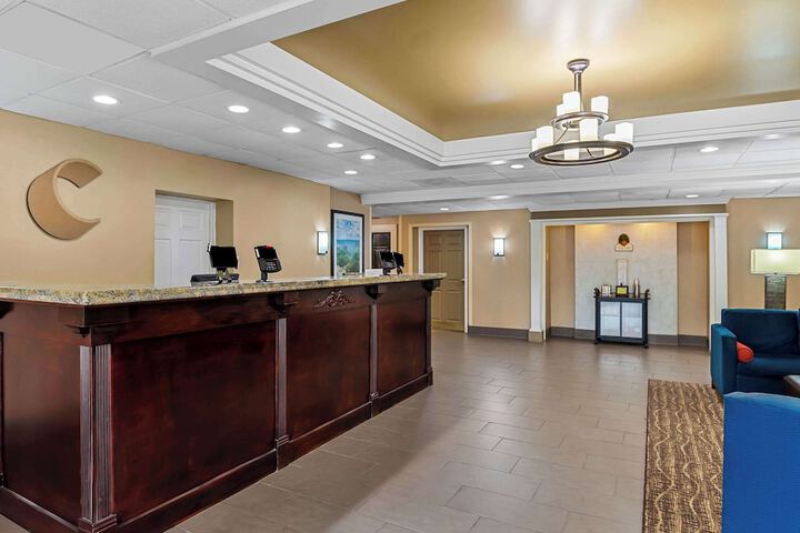 Comfort Inn & Suites Staunton