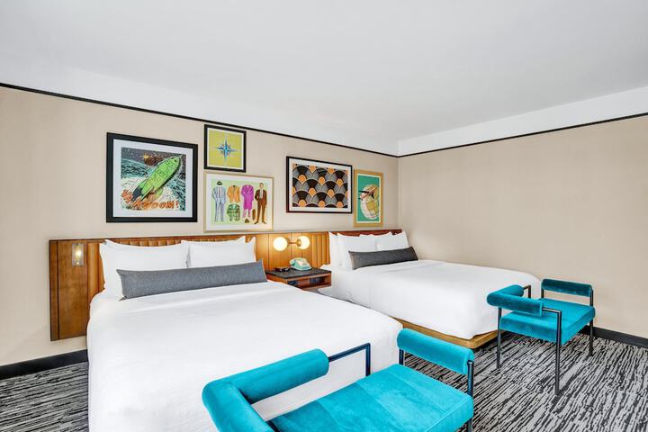 Room 76 of 138