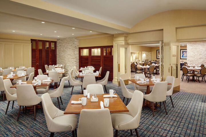 DoubleTree by Hilton Boston North Shore