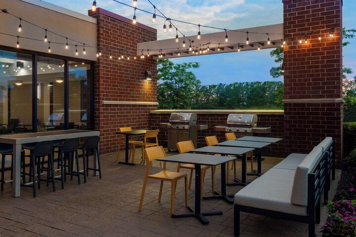 Terrace/Patio 30 of 31