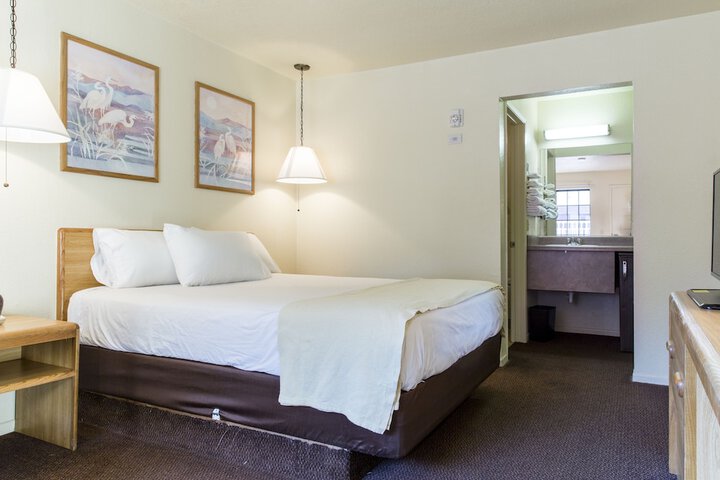 Premier Inns Thousand Oaks