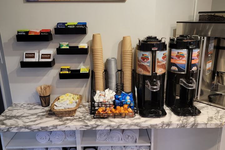 Breakfast/Coffee Service 33 of 46