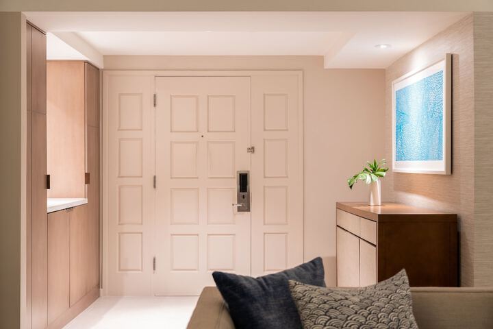 Room 127 of 224