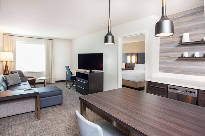 Room 44 of 73