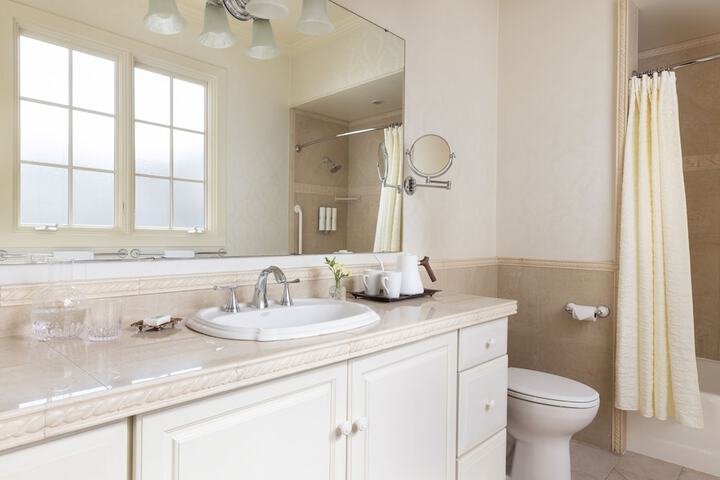 Seven Gables Inn on Monterey Bay a Kirkwood Collection Property