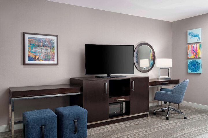 Room 31 of 66