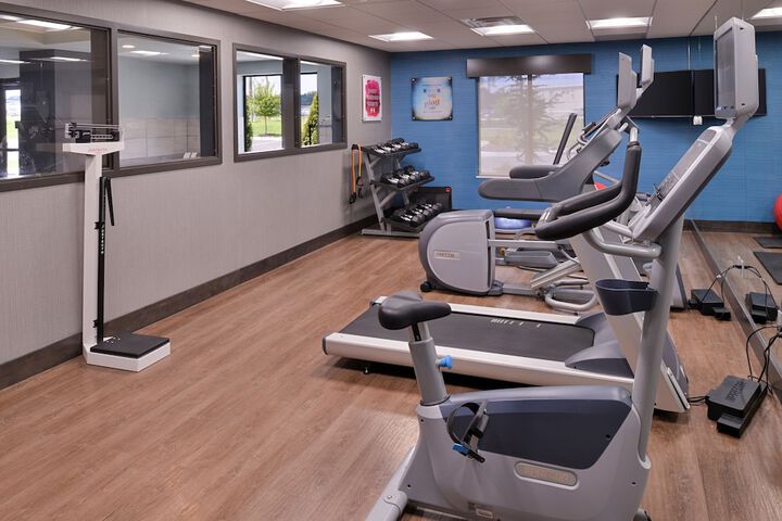 Holiday Inn Express & Suites Bryant - Benton Area by IHG
