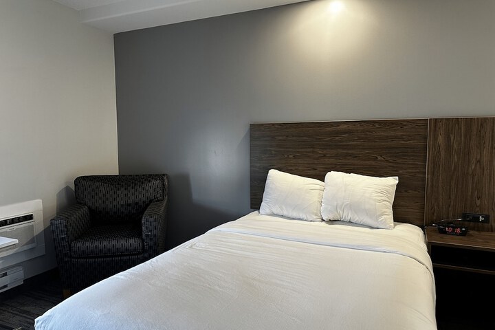 Room 10 of 39