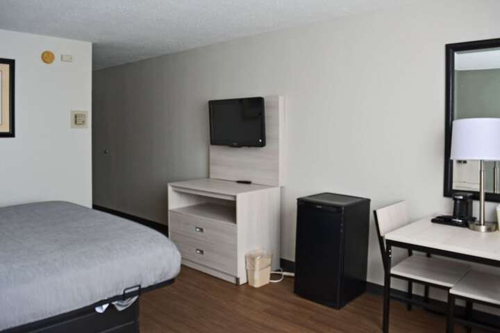 Room 37 of 53