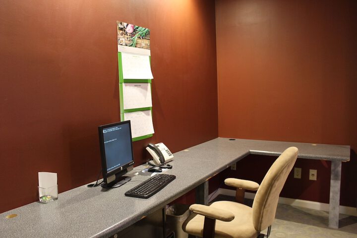 Business Center 56 of 56