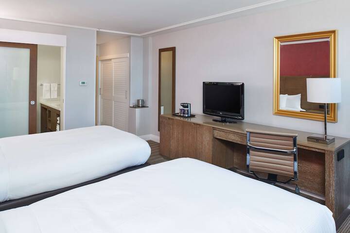 Room 43 of 55