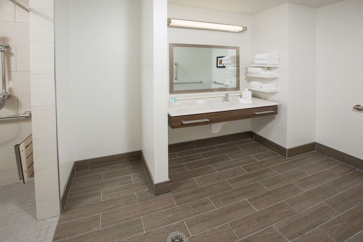 Room 29 of 55