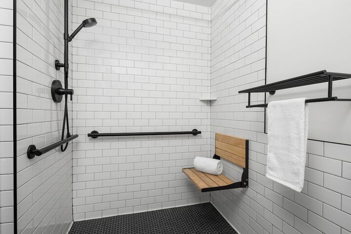 Room 22 of 43
