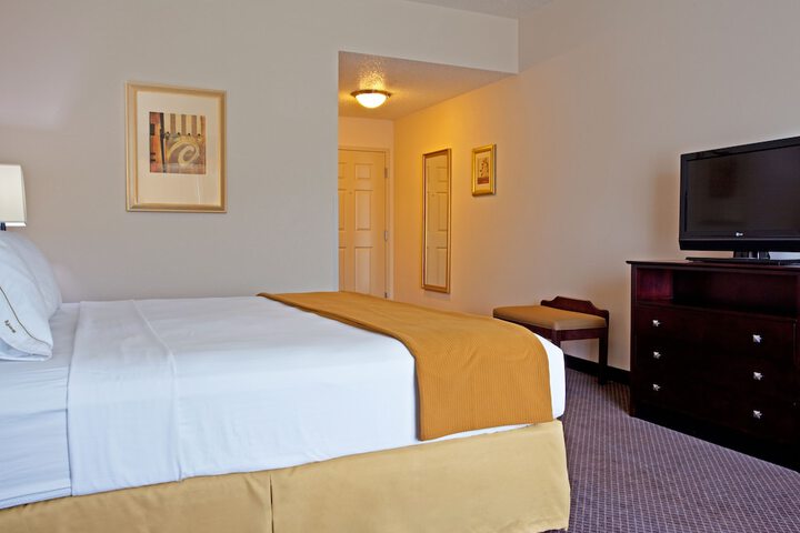 Room 21 of 36