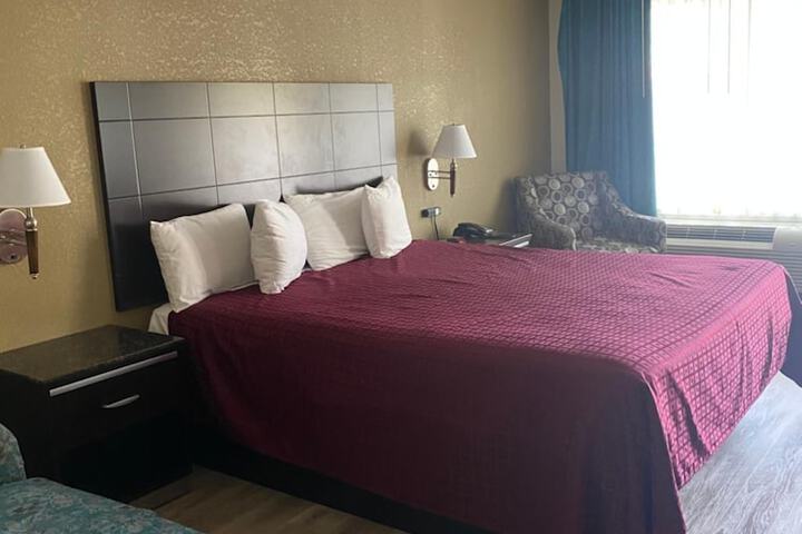Room 32 of 57