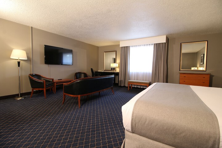 Room 44 of 84