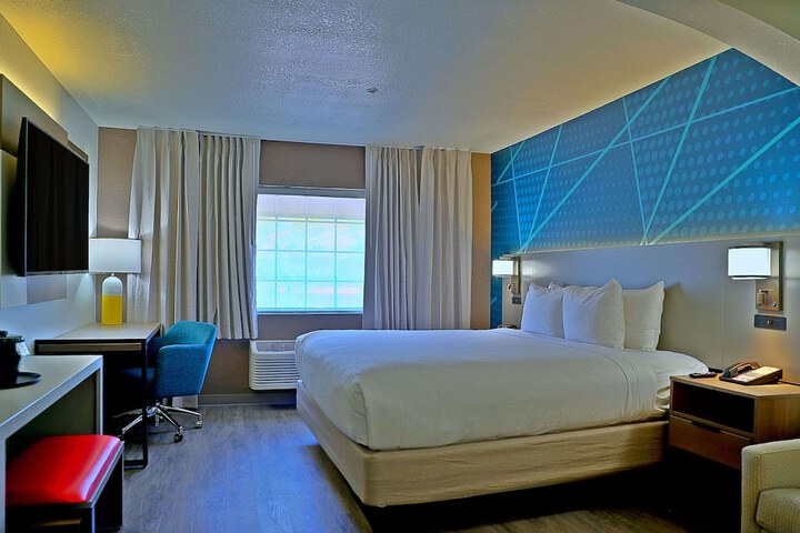 Room 36 of 42