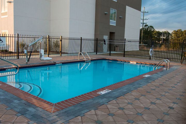 Pool 6 of 70